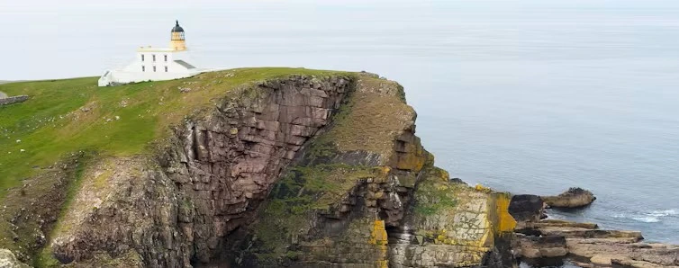 1 billion years ago, a meteorite struck Scotland and influenced life on Earth image